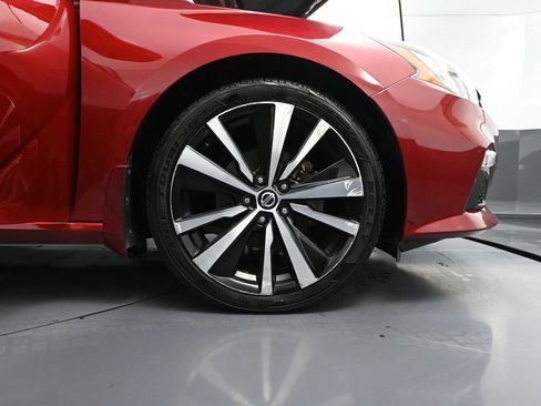 Used 2019 Nissan Altima 2.0 SR image 15