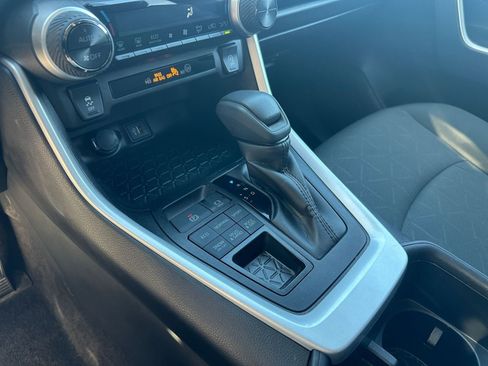 Used 2025 Toyota RAV4 XLE w/ Convenience Package image 43
