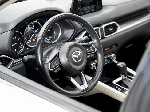 Used 2017 MAZDA CX-5 Grand Touring w/ Premium Package image 9