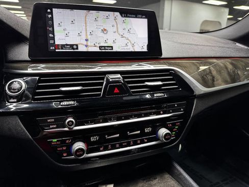 Used 2018 BMW 540i RWD image 25