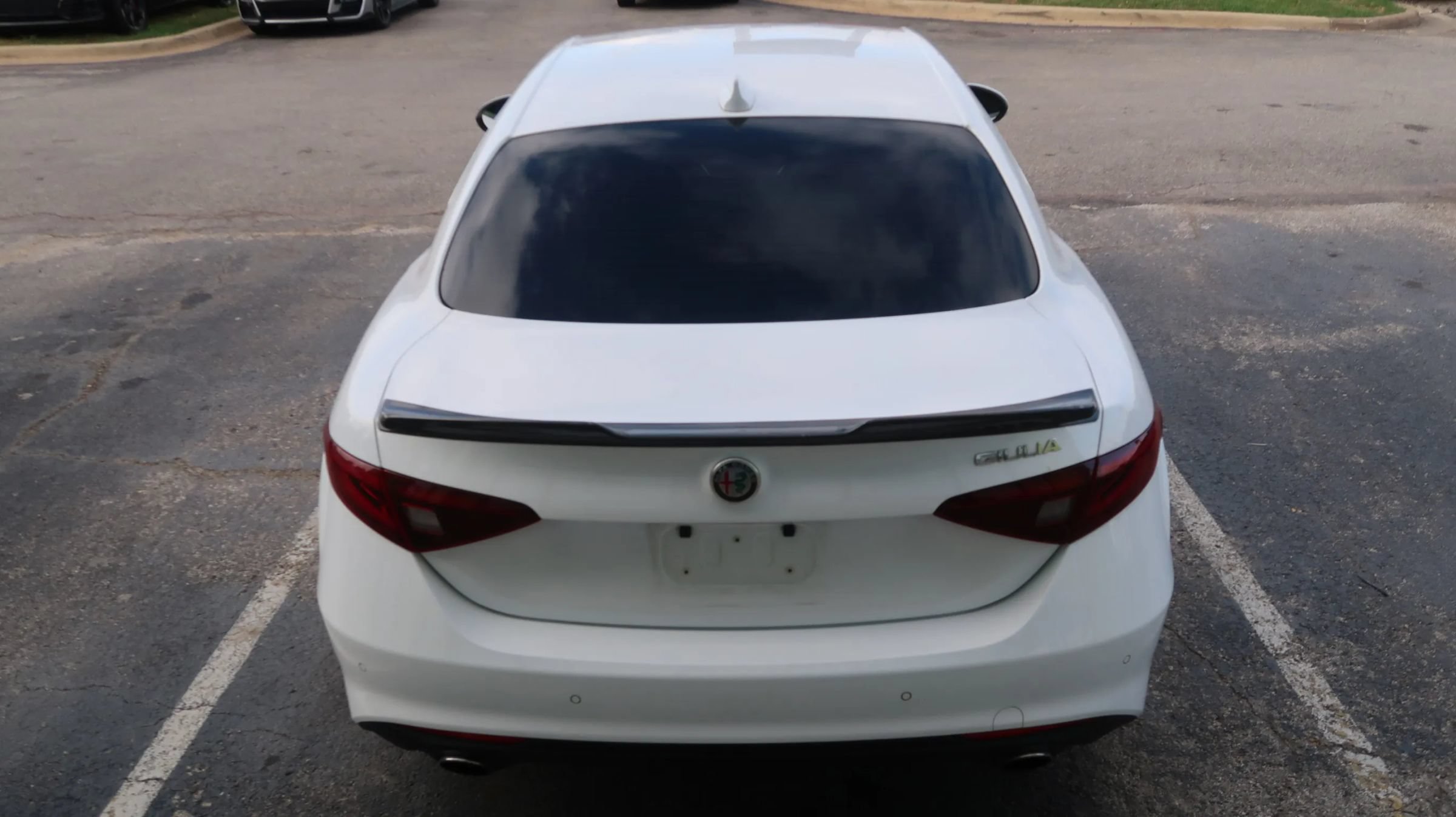 Used 2020 Alfa Romeo Giulia RWD image 11