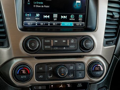 Used 2020 GMC Yukon Denali w/ Denali Ultimate Package image 28