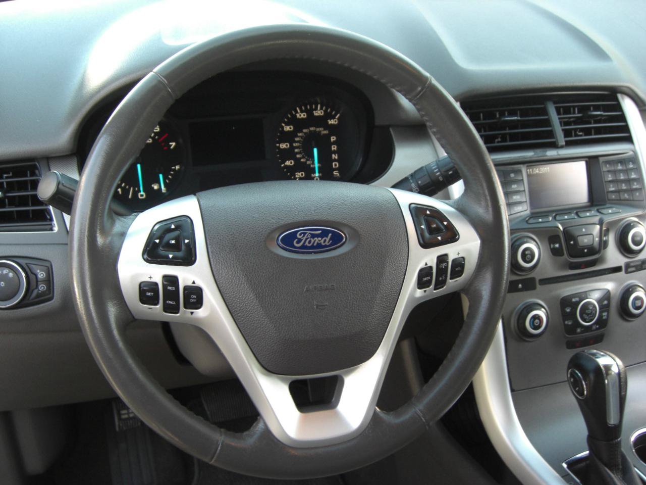 Used 2013 Ford Edge SEL AWD/4WD image 9