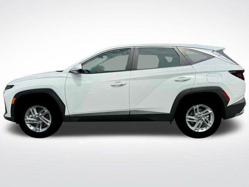 New 2025 Hyundai Tucson SE AWD/4WD image 3