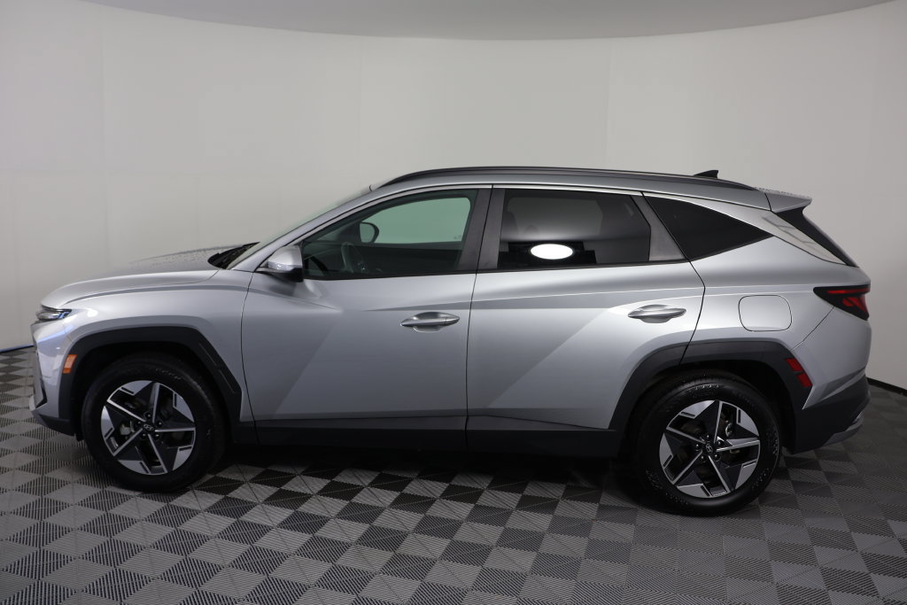 Used 2025 Hyundai Tucson SEL AWD/4WD image 5