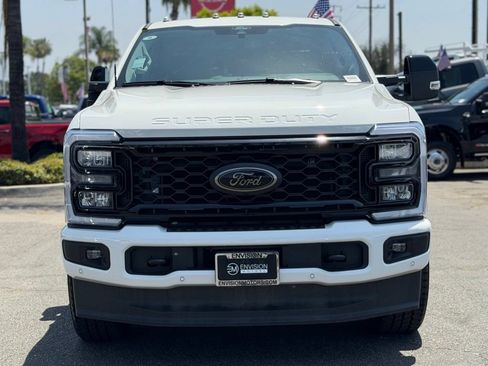 New 2026 Ford F250 Lariat w/ Black Appearance Package AWD/4WD image 6