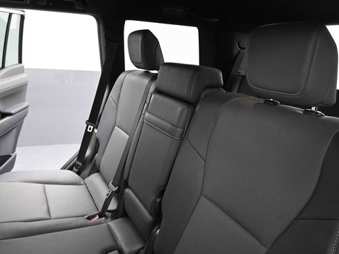 Used 2024 Lexus GX 550 image 29