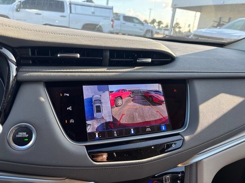 Used 2025 Cadillac XT5 Premium Luxury w/ Technology Package FWD image 15