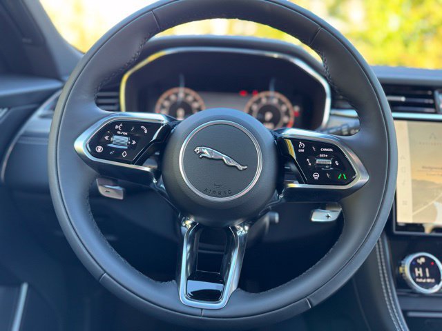 New 2026 Jaguar F-PACE R-Dynamic S AWD/4WD image 26