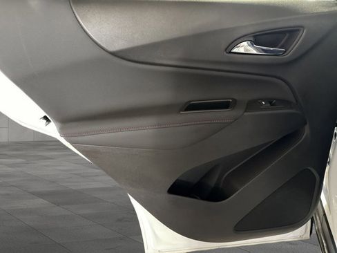 Used 2024 Chevrolet Equinox RS image 25