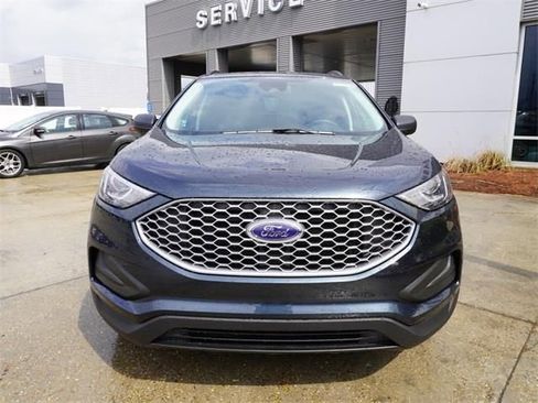 New 2024 Ford Edge SE image 2