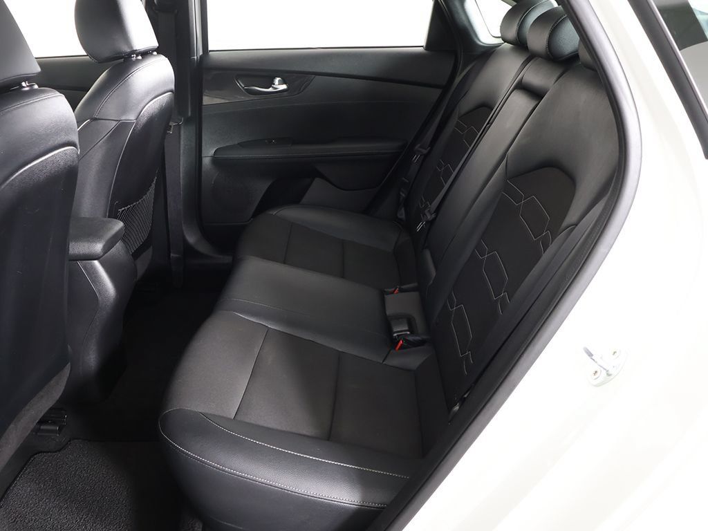 Used 2024 Kia Forte GT-Line FWD image 31
