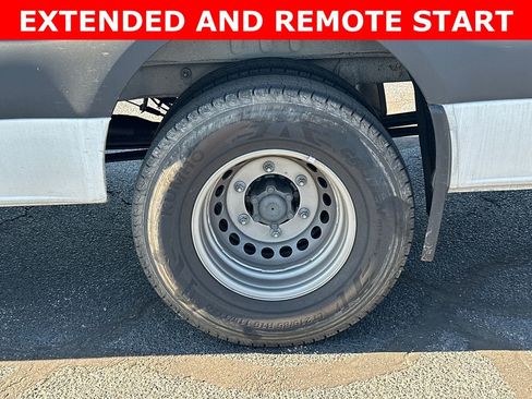 Used 2025 Mercedes-Benz Sprinter 3500 image 10