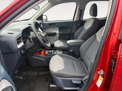 Used 2023 Ford Maverick XLT image 19