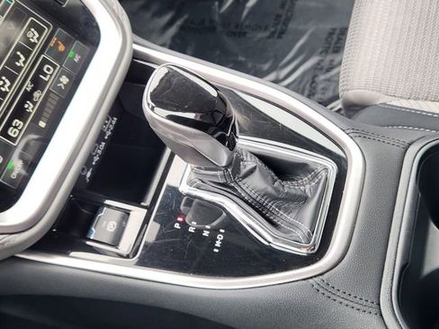 Certified 2025 Subaru Outback Premium image 21