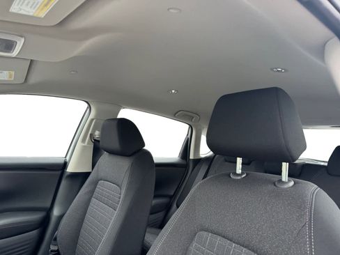 New 2026 Honda HR-V LX image 12