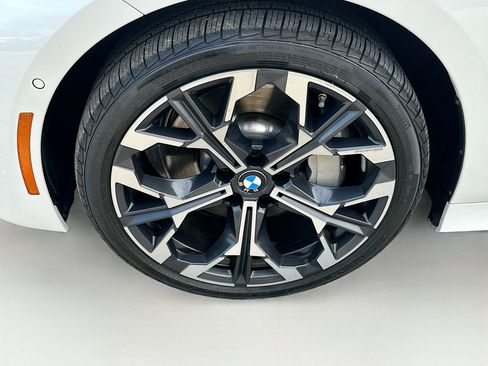 Used 2025 BMW 330i Sedan image 34