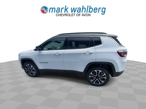 Used 2022 Jeep Compass Limited AWD/4WD image 5