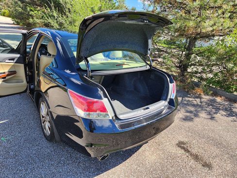 Used 2012 Honda Accord EX-L image 9