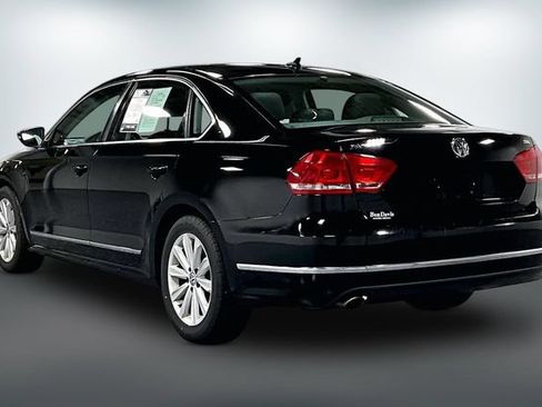 Used 2012 Volkswagen Passat 2.5 SEL FWD image 6