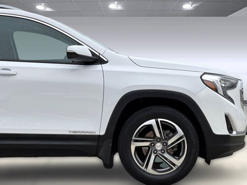 Used 2019 GMC Terrain SLT w/ Preferred Package AWD/4WD image 35