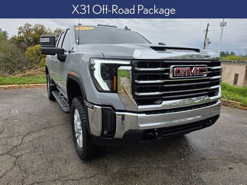 Used 2024 GMC Sierra 2500 SLE w/ SLE Value Package; AWD/4WD image 6