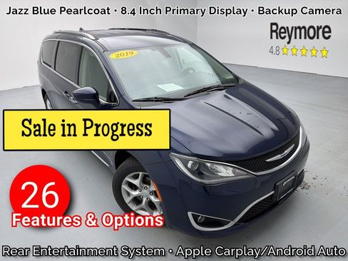 Used 2019 Chrysler Pacifica Touring-L Plus w/ Tire & Wheel Group image 1