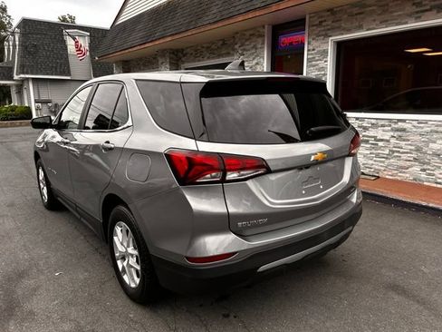 Used 2023 Chevrolet Equinox LT w/ LPO, Floor Liner Package AWD/4WD image 5
