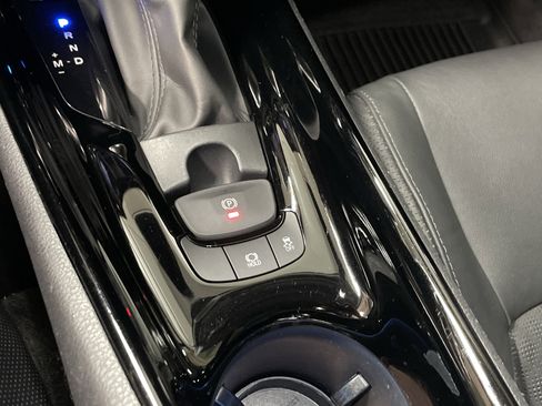 Used 2022 Toyota C-HR Limited FWD image 28