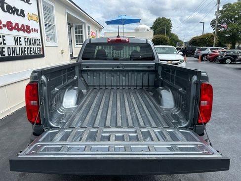 Used 2021 Chevrolet Colorado LT w/ Fleet Safety Package image 26