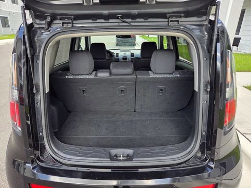Used 2011 Kia Soul + w/ Audio Pkg FWD image 12