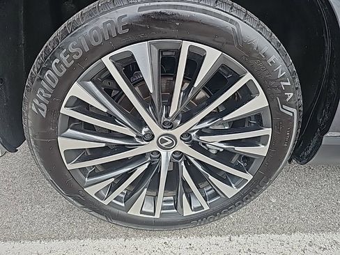 Used 2024 Lexus RX 350 Premium Plus w/ Convenience Package image 18