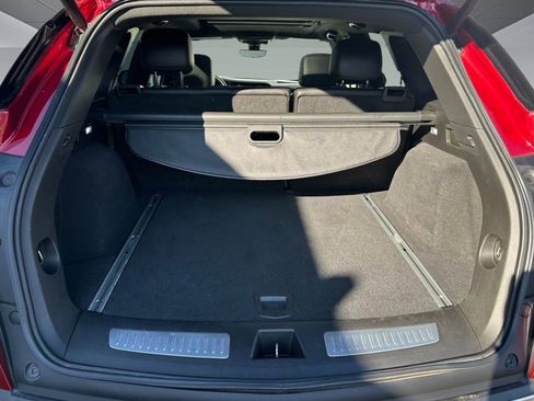 Used 2021 Cadillac XT5 Premium Luxury image 21