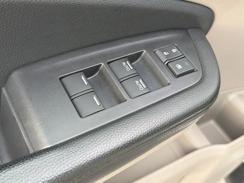 Used 2016 Honda Pilot EX-L image 11
