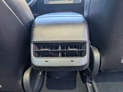 Used 2021 Tesla Model 3 Standard Range Plus RWD image 7