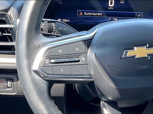 Used 2024 Chevrolet Traverse LT FWD image 15