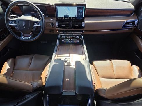 Used 2022 Lincoln Navigator Reserve image 20