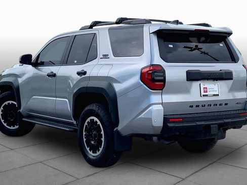 Used 2025 Toyota 4Runner TRD Off-Road AWD/4WD image 12