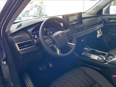 New 2026 Mitsubishi Outlander SEL FWD image 6