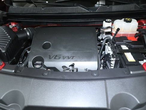 Used 2023 Chevrolet Traverse Premier w/ LPO, Floor Liner Package AWD/4WD image 36