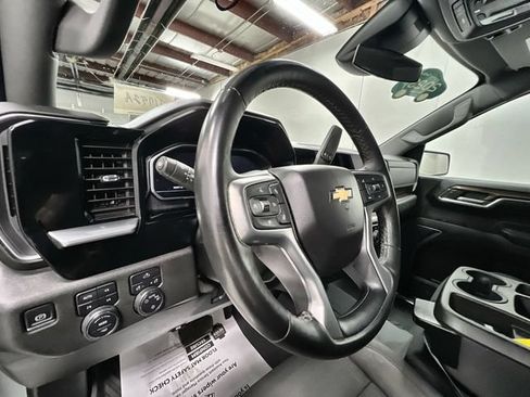 Certified 2023 Chevrolet Silverado 1500 LT AWD/4WD image 10