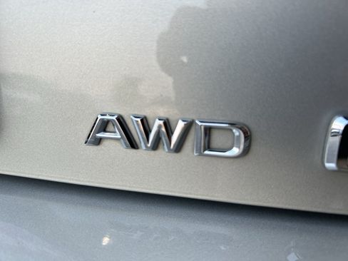 Used 2023 Lexus ES 250 w/ Premium Package AWD/4WD image 8