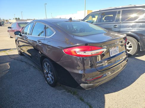 Used 2020 Ford Fusion SEL image 4