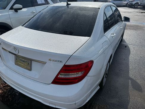 Used 2013 Mercedes-Benz C 300 Sport image 28