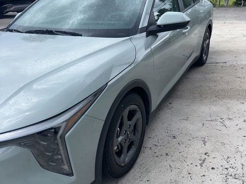 Used 2025 Kia K4 FWD image 1