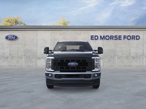 New 2025 Ford F250 XL w/ FX4 Off-Road Package image 6