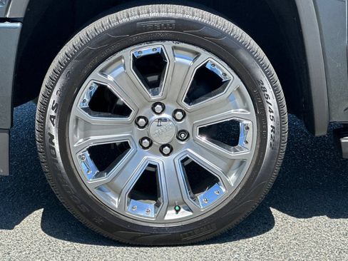 Used 2018 GMC Sierra 1500 Denali w/ Denali Ultimate Package AWD/4WD image 24