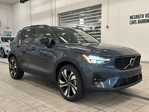 New 2026 Volvo XC40 B5 Ultra w/ Protection Package Premier image 3