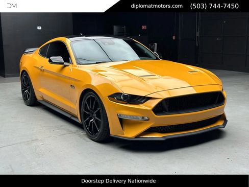 Used 2022 Ford Mustang GT Premium image 9