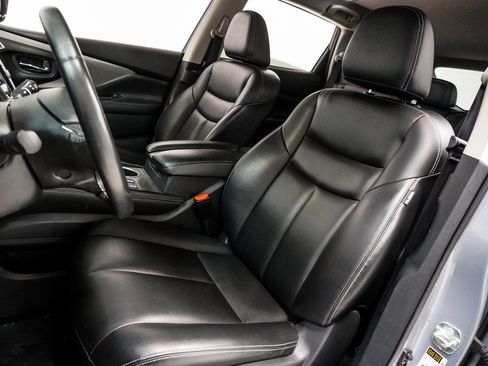 Used 2023 Nissan Murano SV w/ SV Midnight Edition Package image 18